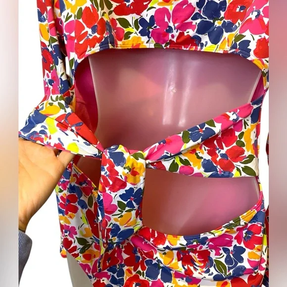 NWT Roxy Bloomin Babe Onesie Floral Swimsuit - Picture 3 of 8